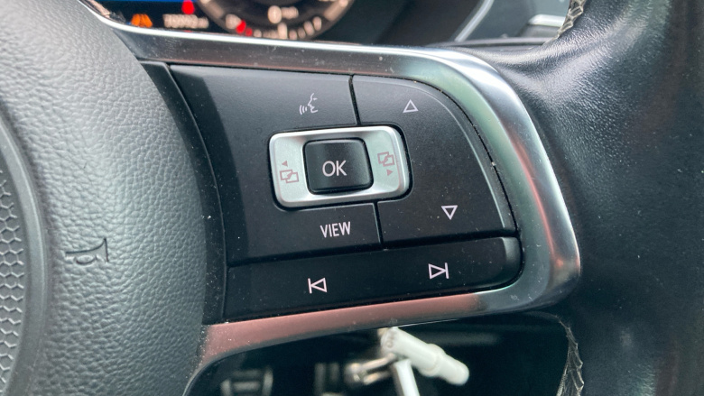 Volkswagen Tiguan 2.0 TDi 150 R-Line 5dr Diesel Estate